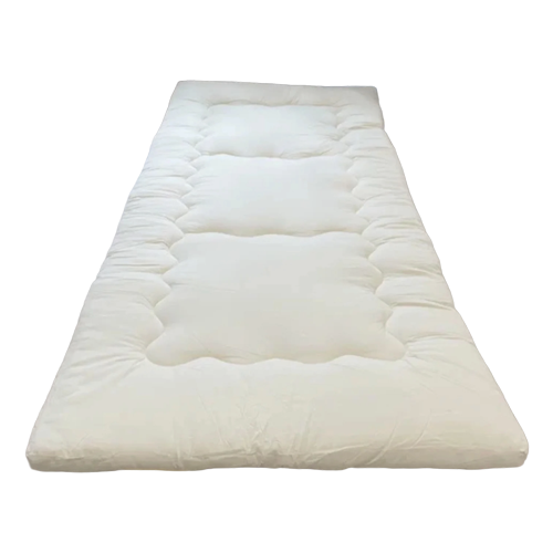 Matelas futon pliable au sol – Confort minimaliste et gain de place